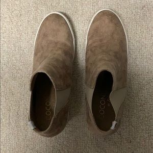 Taupe Wedge booties - such amazing quality-😍